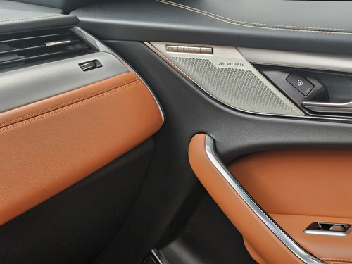 Jaguar F-PACE Jaguar F-Pace 2.0 R-Dynamic SE 404cv (Híbrido)