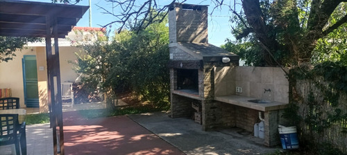 Casa Cerca Del Mar Parrillero Fondo Para Dos Familias