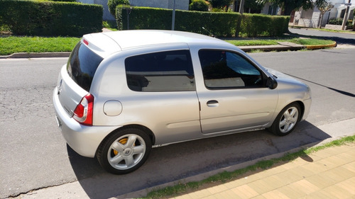 Renault Clio 1.2 Mio Confort Abs Abcp 2015