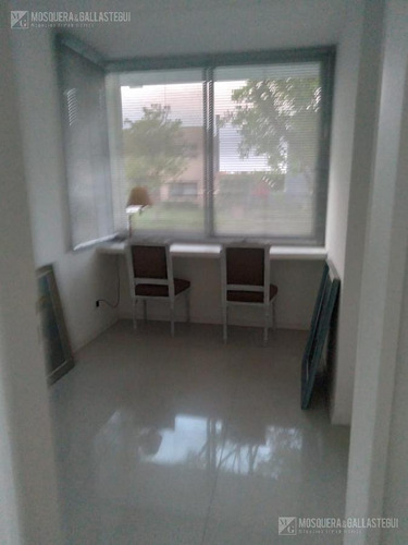 Imagen 5 de 29 de Lindísima Casa Al Golf En San Isidro Labrador