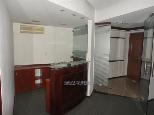 Oficina De 150m2 En Alquiler En Ciudad Vieja - 2 Gges