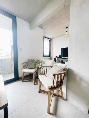 Imagen 12 de 19 de Venta Departamento 2 Ambientes En La Calabria, San Isidro, Con Balcón, Baulera Y Cochera Techada