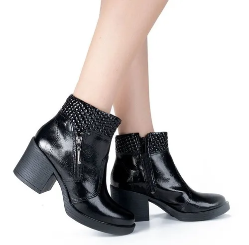 Bota Preta Dakota Salto Grosso Bico Redondo Cano Baixo