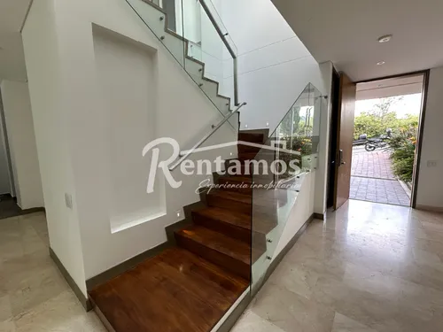 Casa En Arriendo En La Calleja. Cod A775894