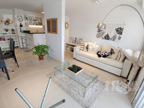 Imagen 11 de 14 de Venta Apartamento 2 Dormitorios 1 Baño Con Vista Al Mar, Punta Del Este