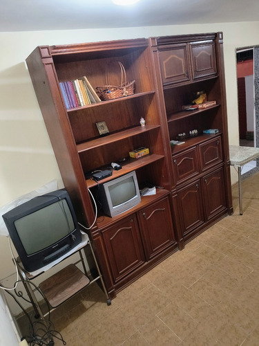 Alugo Casa Duplex Com 3 Quartos Em Ibicuí, Mangaratiba (na Rua Da Praia Principal)
