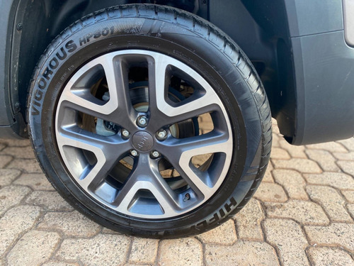 Imagem 8 de 9 de Jeep Renegade 1.8 16v Flex Longitude 4p Automático