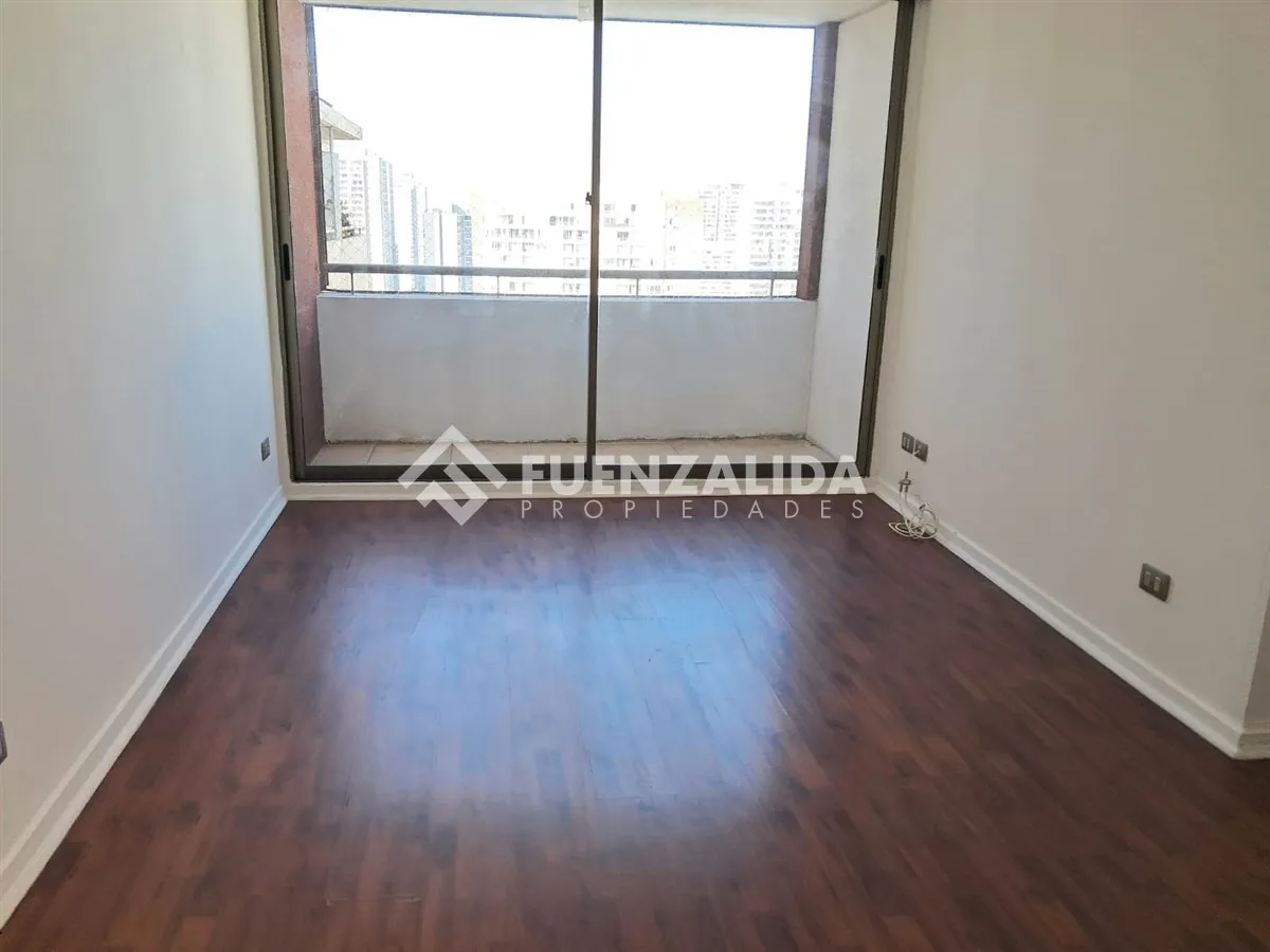 Imagen 2 de 28 de Departamento En Arriendo De 2 Dorm. En Santiago