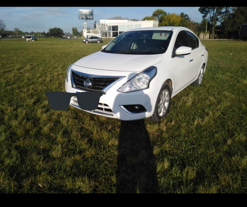 Nissan Versa 1.6 Advance Mt 2016