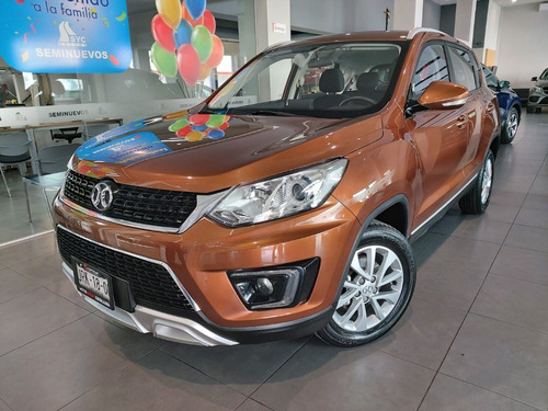 Imagen 1 de 14 de Baic X35 Fashion