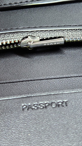 Porta Pasaporte Coach, Piel De Becerro 100% Original