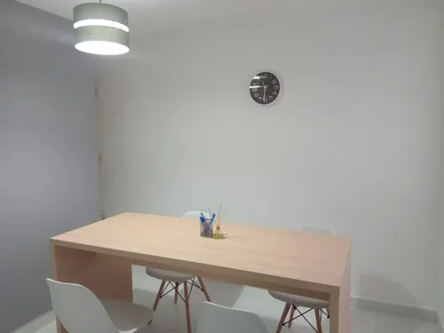 Alquilo Oficina, Con Servicios Incluidos