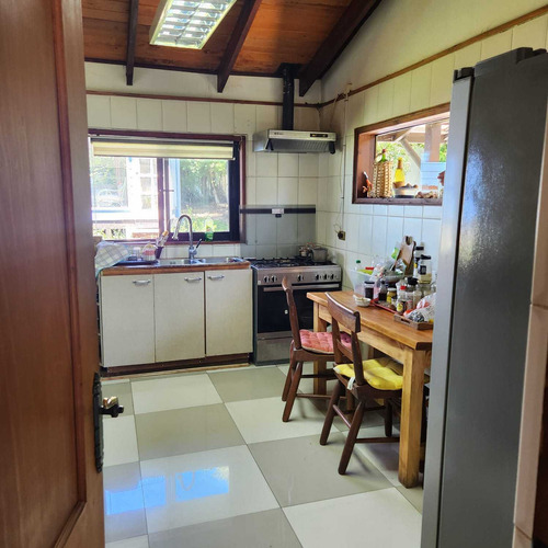 Impecable Casa 3d2b Cercana A Municipalidad (90081)