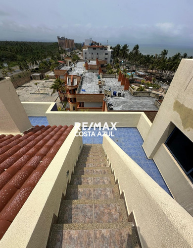 Remax Costa Azul Vende Apartamento Vista Al Mar Edificio Playa Colorada