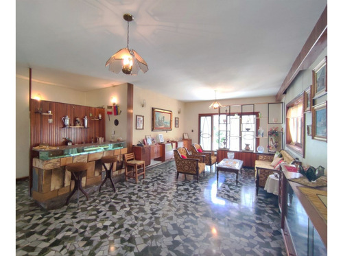 Vendo Casa 390m2 5h/4b/4p Vista Alegre 5758