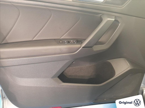 Imagem 10 de 11 de Tiguan 1.4 250 Tsi Total Flex Allspace Comfortline Tiptronic