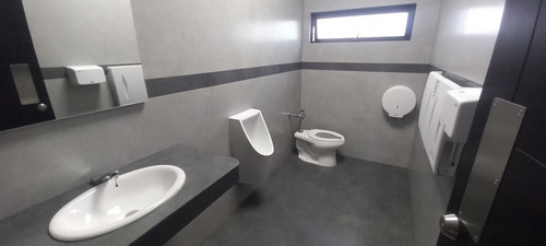 Local Comercial Adolfo Ruiz Cortinez