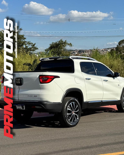 Fiat Toro 2.0 Volcano 4x4 Aut. 4p