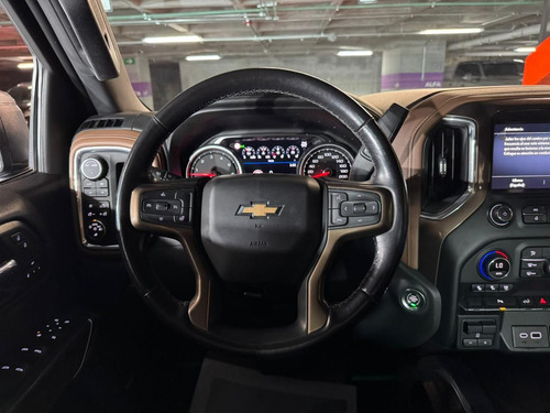 Chevrolet Cheyenne 6.2 V8 Doble Cabina High Country 4x4 At