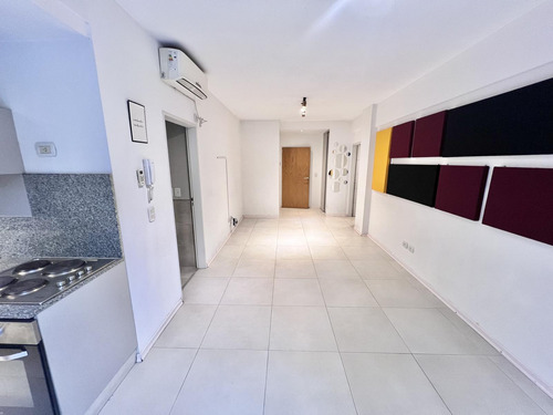 Venta Departamento 2 Ambientes Con Patio En Belgrano