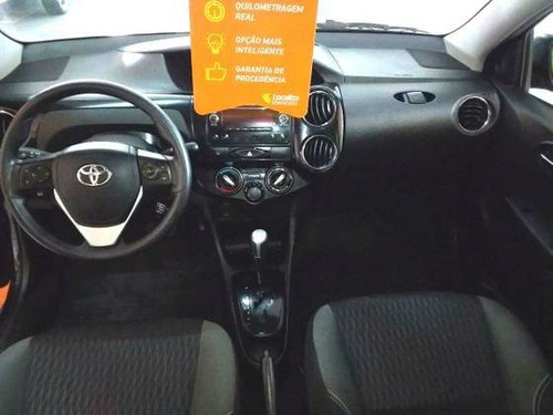 Imagem 4 de 9 de Toyota Etios 1.5 X Plus Sedan 16v Flex 4p Automático