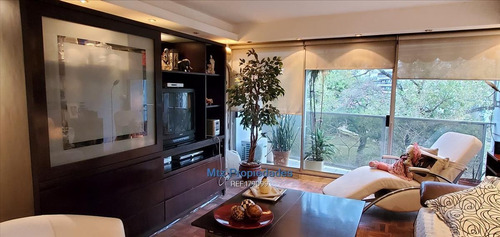 Imagen 2 de 10 de Apartamento Tres Dormitorios. Frente Plaza Biarritz