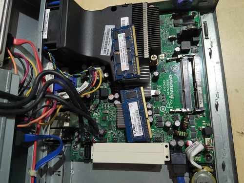 Imagen 3 de 5 de Computadora Lenovo Thinkcentre M57