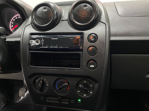 Ford Fiesta 1.0 ROCAM HATCH 8V FLEX 4P MANUAL