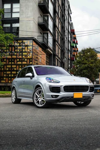 Porsche Cayenne 3.0 S E-hybrid Platinum Edition