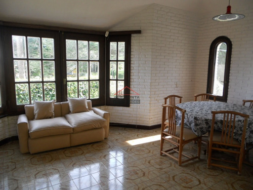 Casa En Mansa, 4 Dormitorios *- Ref: 3360
