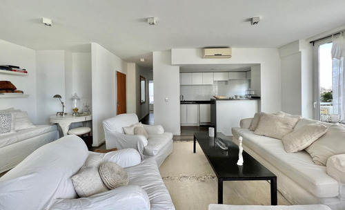 Imagen 16 de 30 de Departamento Premium Con 2 Suites, Cochera Y Algo De Vista Al Rio En Torre Bouchard, La Lucila.