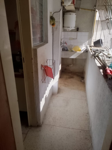 Apartamento En Venta Santa Rosalia (rs90)