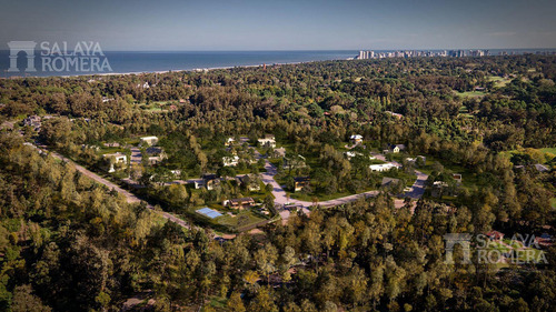 Venta De Terreno En Barrio Privado La Chacra Punta Del Este