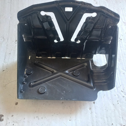 Soporte De Canister De Chevrolet Colorado Modelo 2020 (Usado)