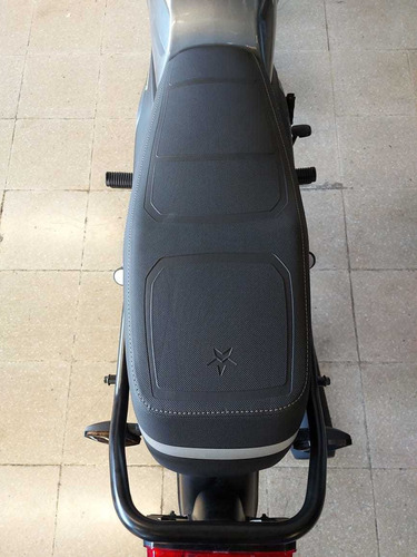 Victory Combat 125