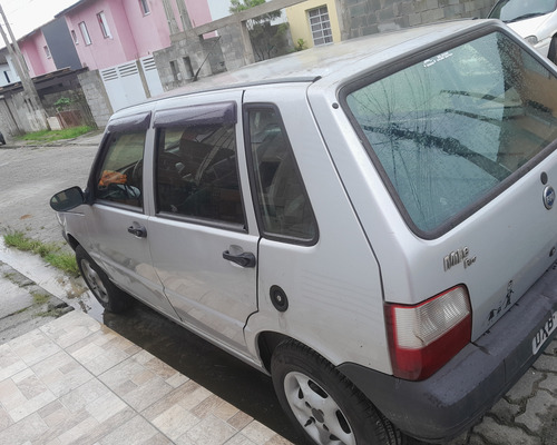 Fiat Uno mille 1.0 Fire Flex 5p