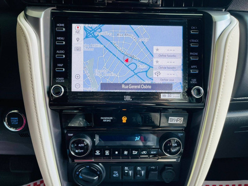 Imagem 13 de 15 de Toyota Hilux Sw4 2.8 D-4d Turbo Diesel Diamond 7l 4x4