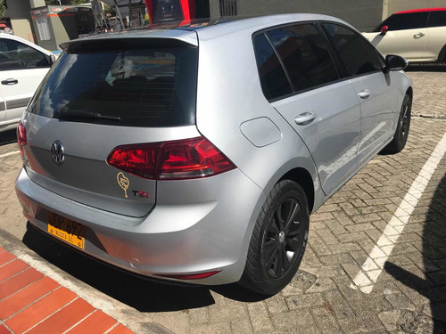 Volkswagen Golf Confortline