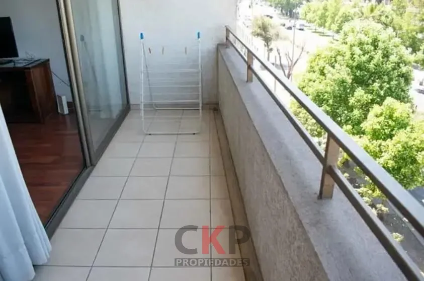 Imagen 4 de 14 de 2 Cuadras Metro H De Magallanes 1d - 1b - Estc - Bod - 49 M2