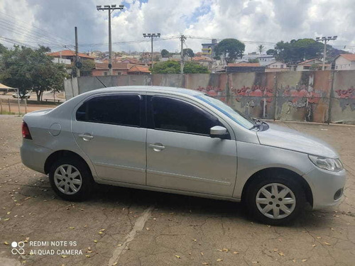 Volkswagen - Novo Voyage 1.6 2012