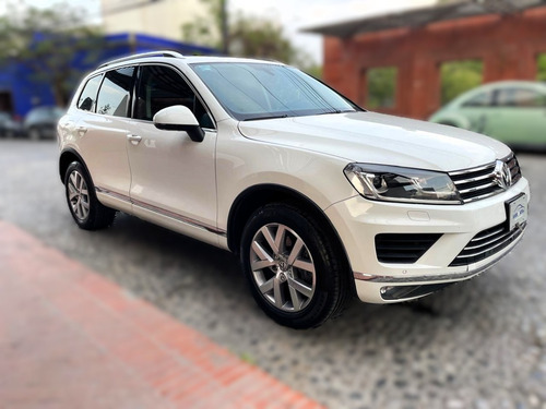 Volkswagen Touareg 3.0 V6 Tdi At