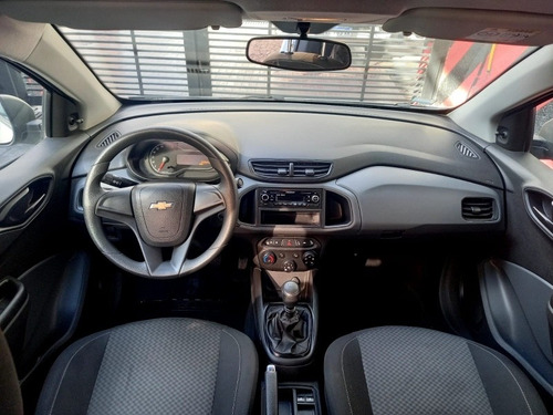 Imagen 12 de 16 de Chevrolet Onix 2020 1.4 Joy Ls