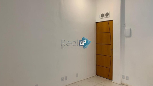 Imagem 17 de 23 de Ótimo Apartamento No Leme De 32m² - 7468