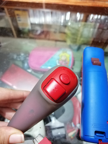 Control Wii Remote Plus Edición Mario (Reacondicionado)