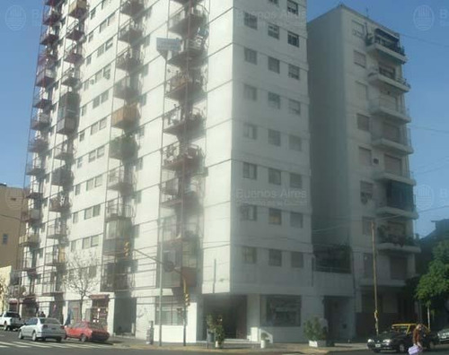 Venta 2 Ambientes Con Patio En San Telmo