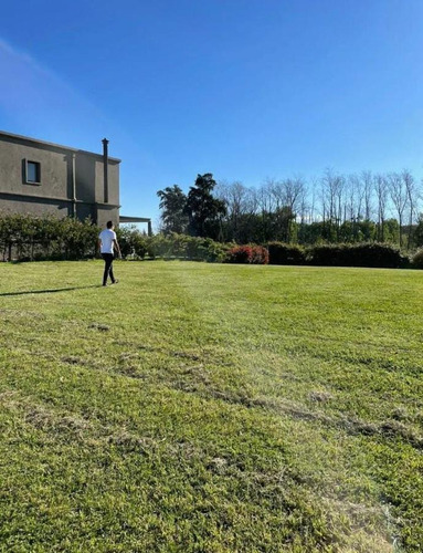 Imagen 12 de 13 de Oportunidad Lote En Venta Al Rio En El Yacht - Nordelta - Tigre