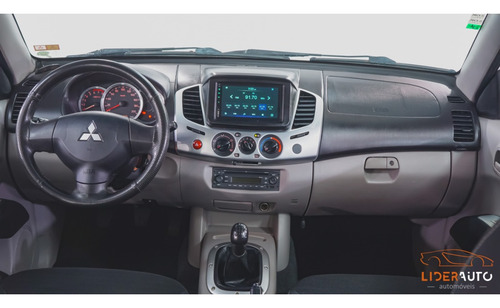 Mitsubishi L200 Triton 2.4 HLS 4X2 CD 16V FLEX 4P MANUAL