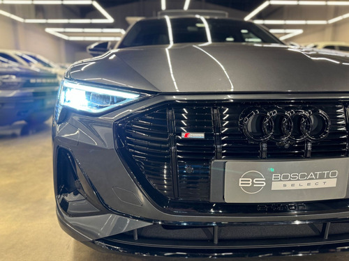 Audi E-tron Performace Aut. (Elétrico)
