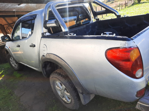 Mitsubishi L200 Work