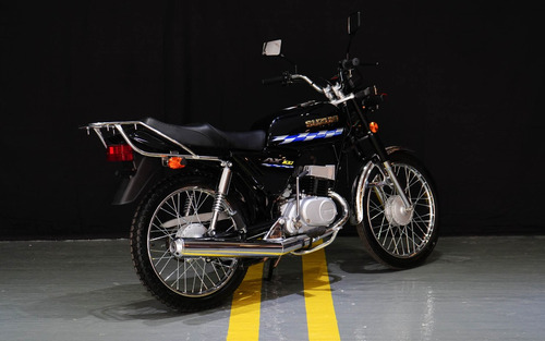 Suzuki Ax100 Negra